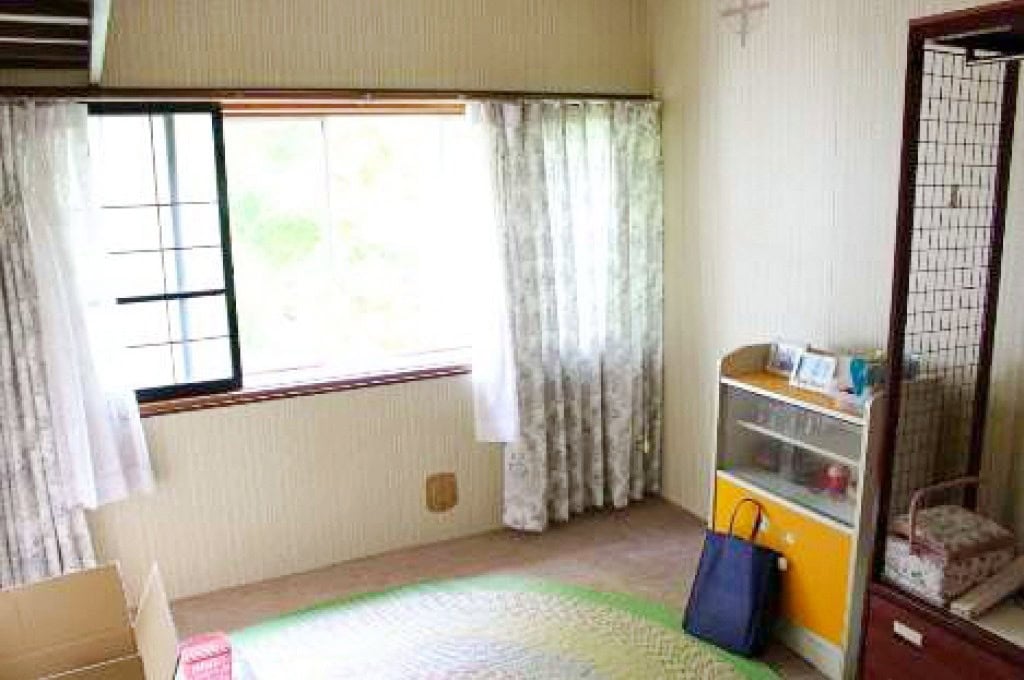 青森県つがる市の物件の洋室。子ども部屋に最適です