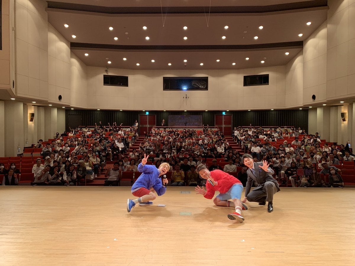 滋賀県住みます芸人ノーサインが2024年4月に開催した単独ライブの様子