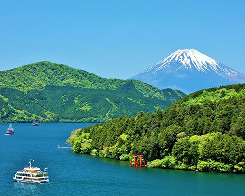 5位は日本有数の温泉地・箱根（神奈川県）。自然はもちろんのこと、美術館や温泉にも訪れてみては？