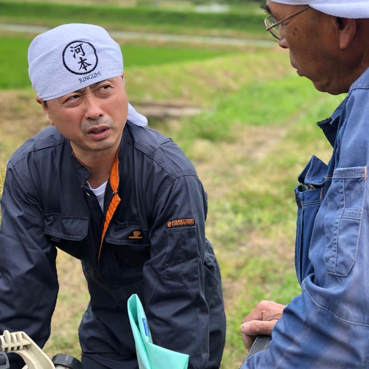 大分県国東市で米づくりをする師匠と河本準一