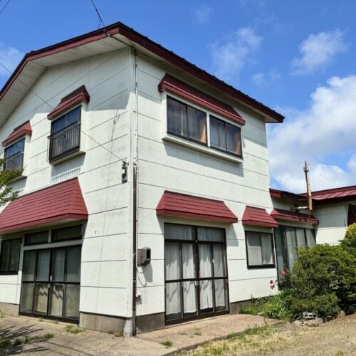 世界文化遺産が近く、縄文ロマンあふれるまちの店舗付き物件が300万円！【青森県つがる市】