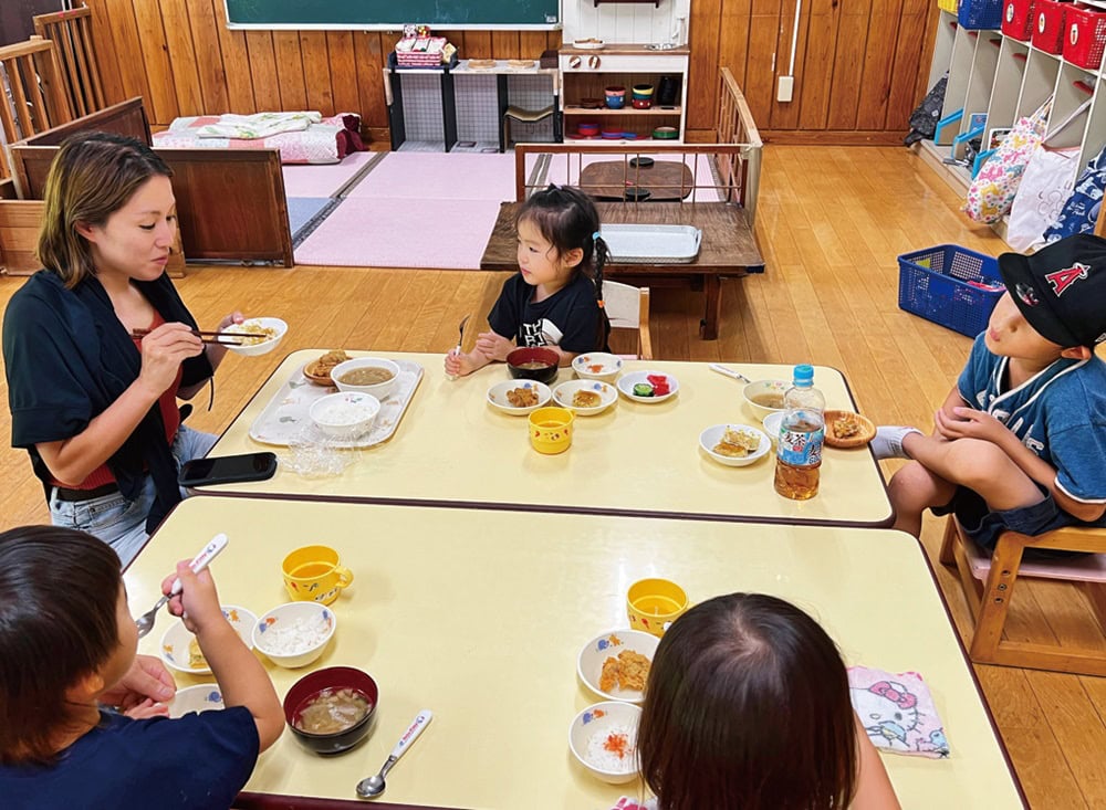 「えみの森」では、ゆり1食400円で大人も給食に参加可能／秋田県由利本荘市