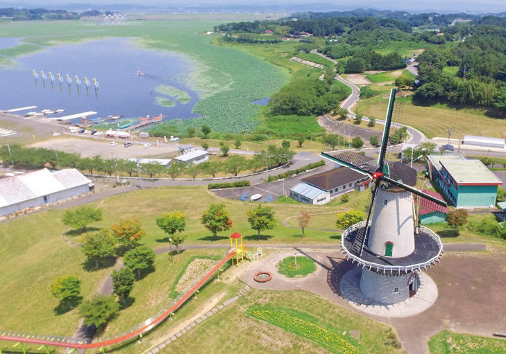 宮城県の北部に位置する登米市。県内最大の湖沼「長沼」の南側にある「長沼フートピアトヨテツの丘公園」