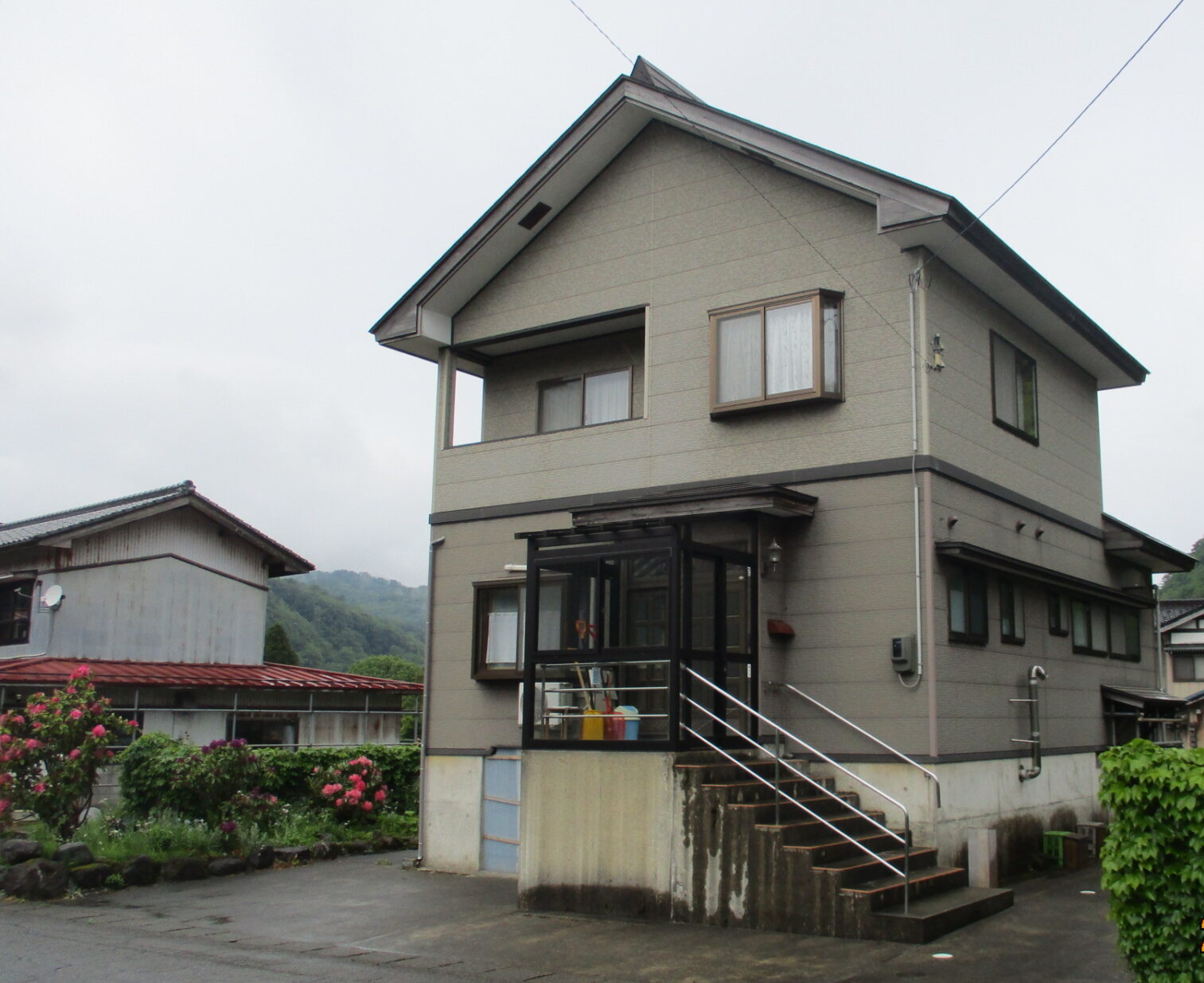 山形県鶴岡市の車庫、畑付き中古物件