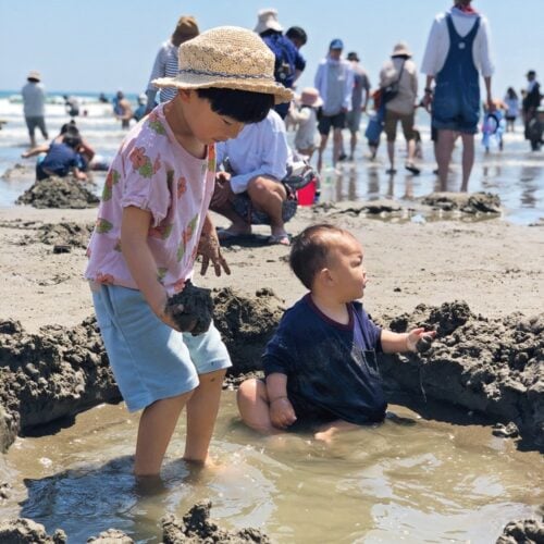 茨城県大洗町は海に面したまち。海辺での遊びも楽しみ