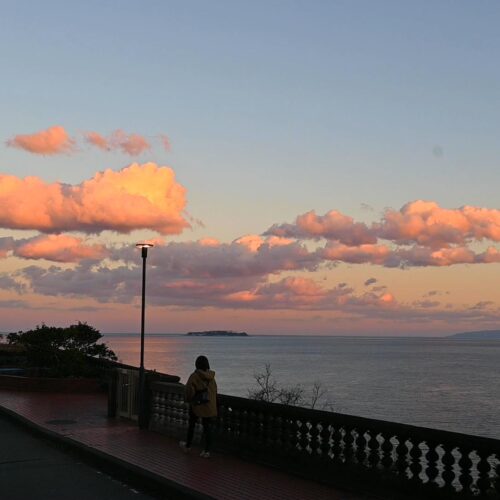 熱海多賀火山の名残が残る景勝地、錦ヶ浦。熱海にはたくさんの絶景スポットがある。