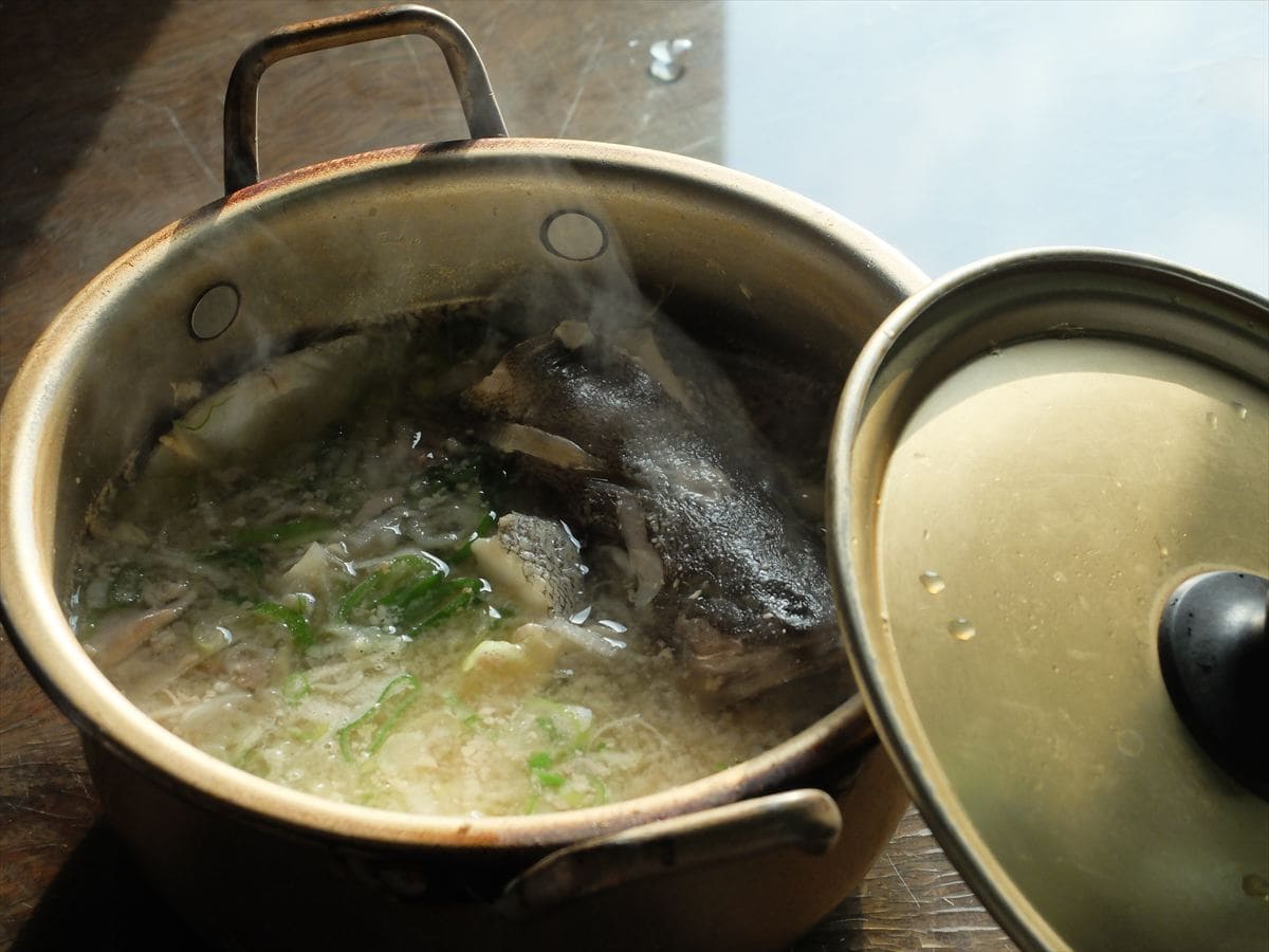 タラを豪快に味わう「タラ汁」（富山県）写真提供：朝日町観光協