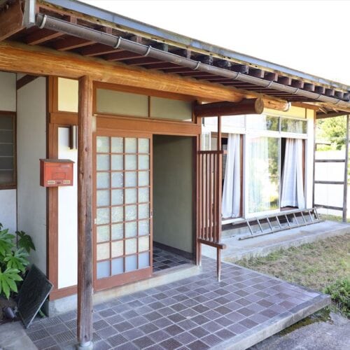 広い家庭菜園付き！補修不要の和風建築【山形県大江町】市街地には歴史的町並みが広がる| 新幹線駅からのアクセスも良好！