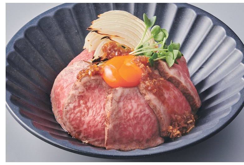 道の駅 まえばし赤城（群馬県前橋市）のローストビーフ丼