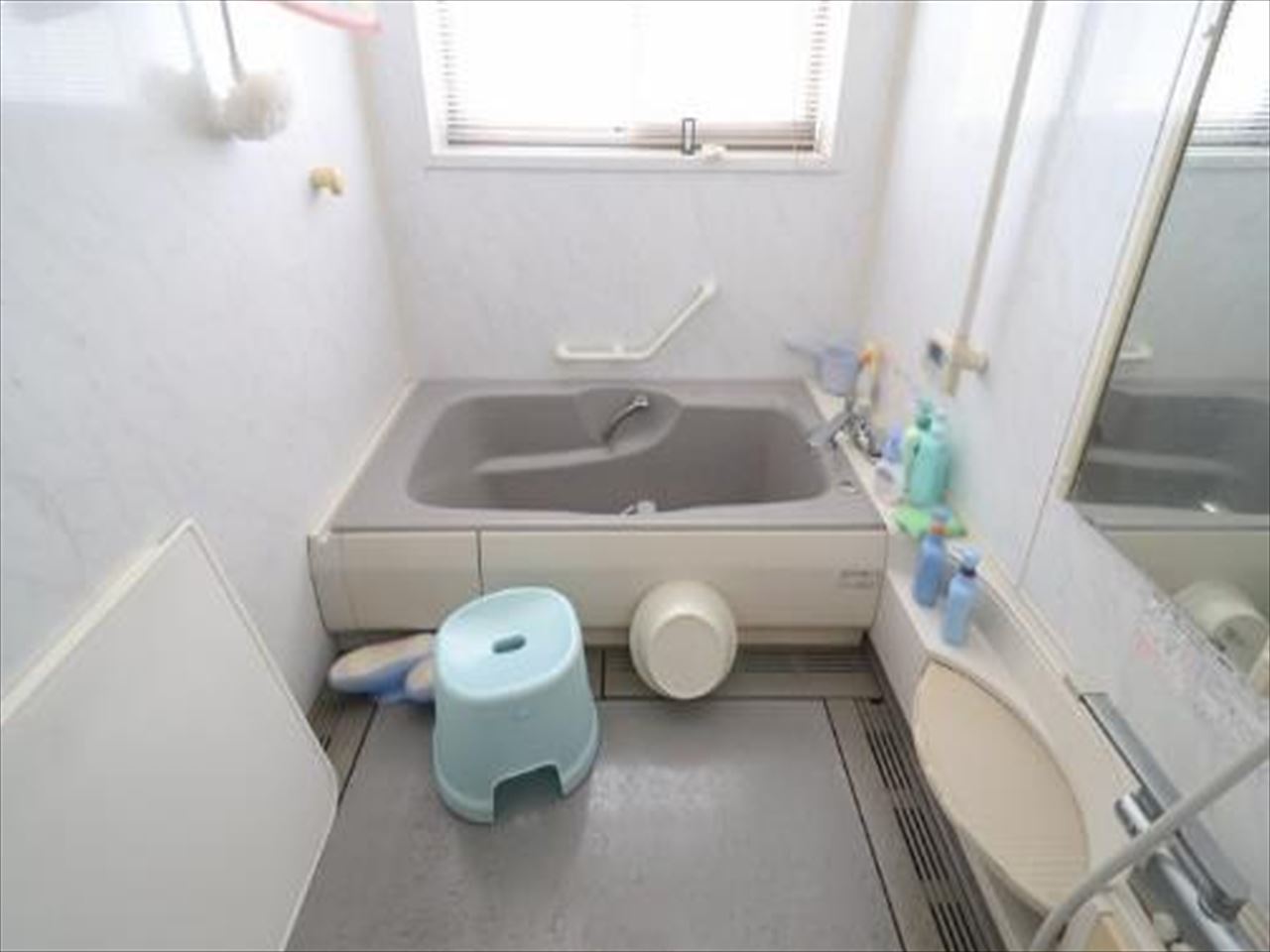 山形県大江町の物件の浴室。ユニットバスで使いやすい。