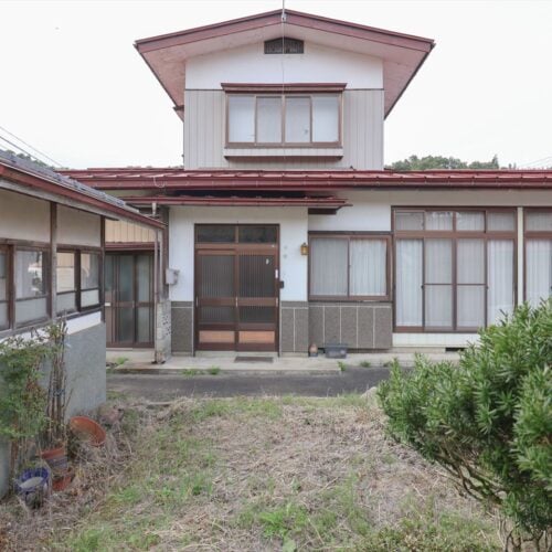 菜園付きで部屋数の多い格安物件が、補修不要で入居可！【山形県大江町】ノスタルジックなまち並みが魅力