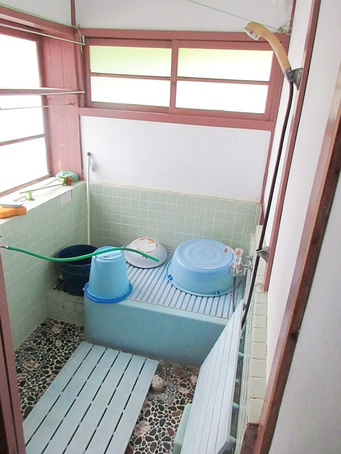 岩手県遠野市の物件の浴室。タイル張りですが、充分使えます