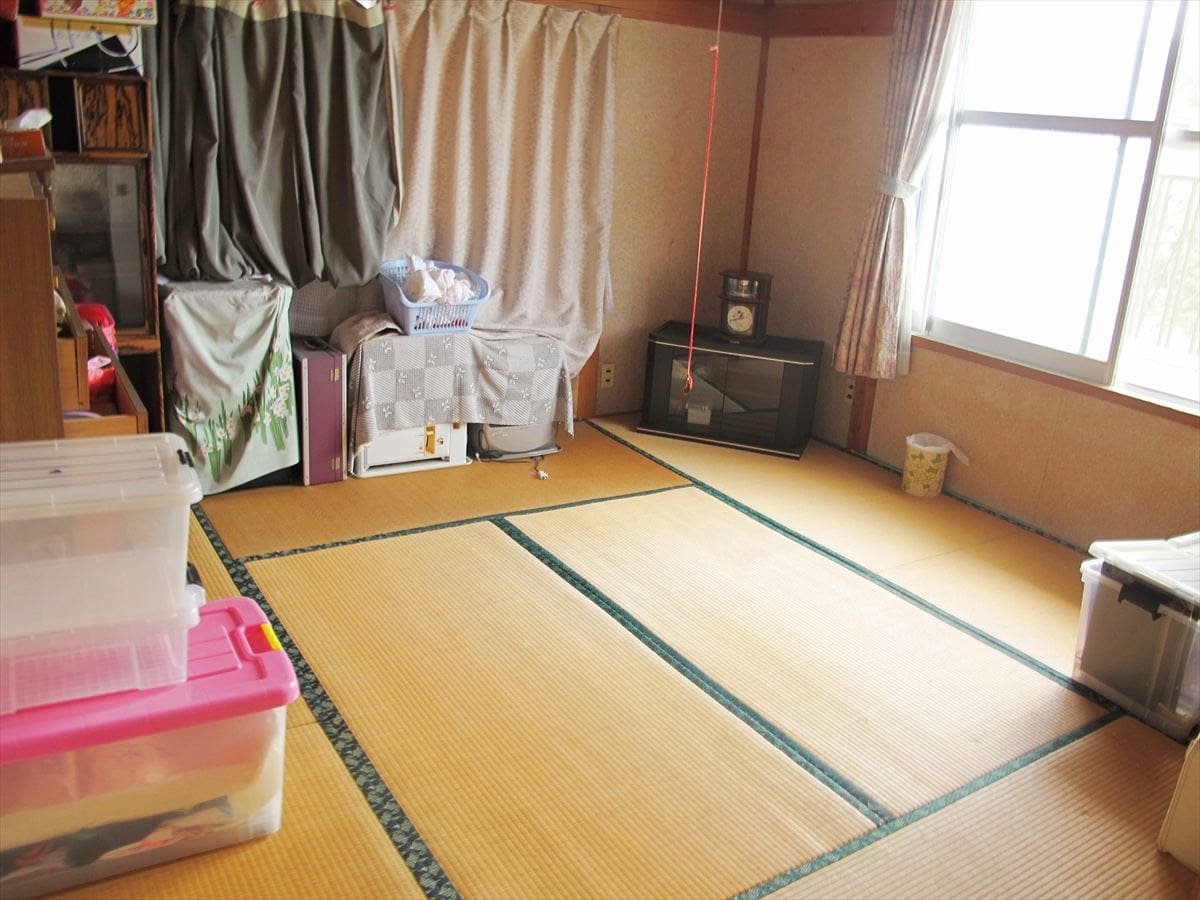 宮城県栗原市の和室。現状渡し希望だが、家財等の処分は要相談