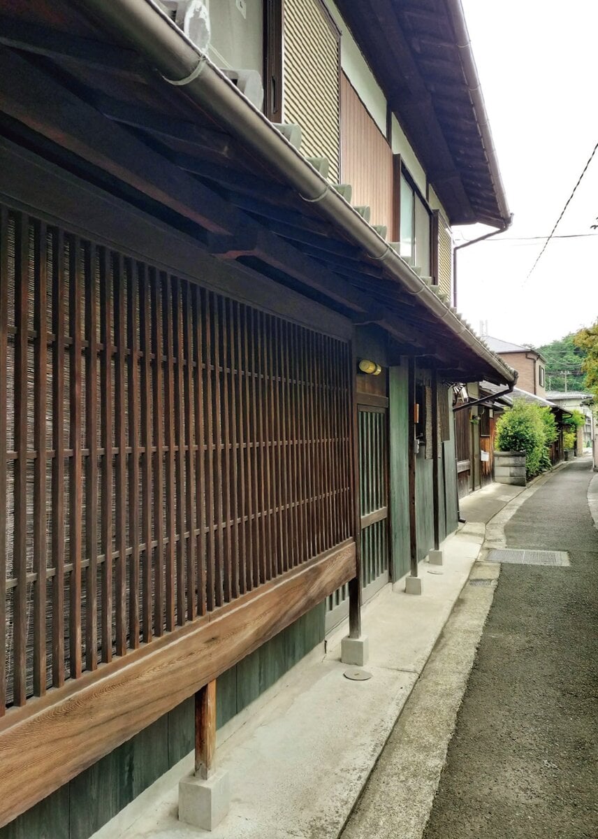 大工だった曽祖父が建てた家は、重厚なたたずまい
