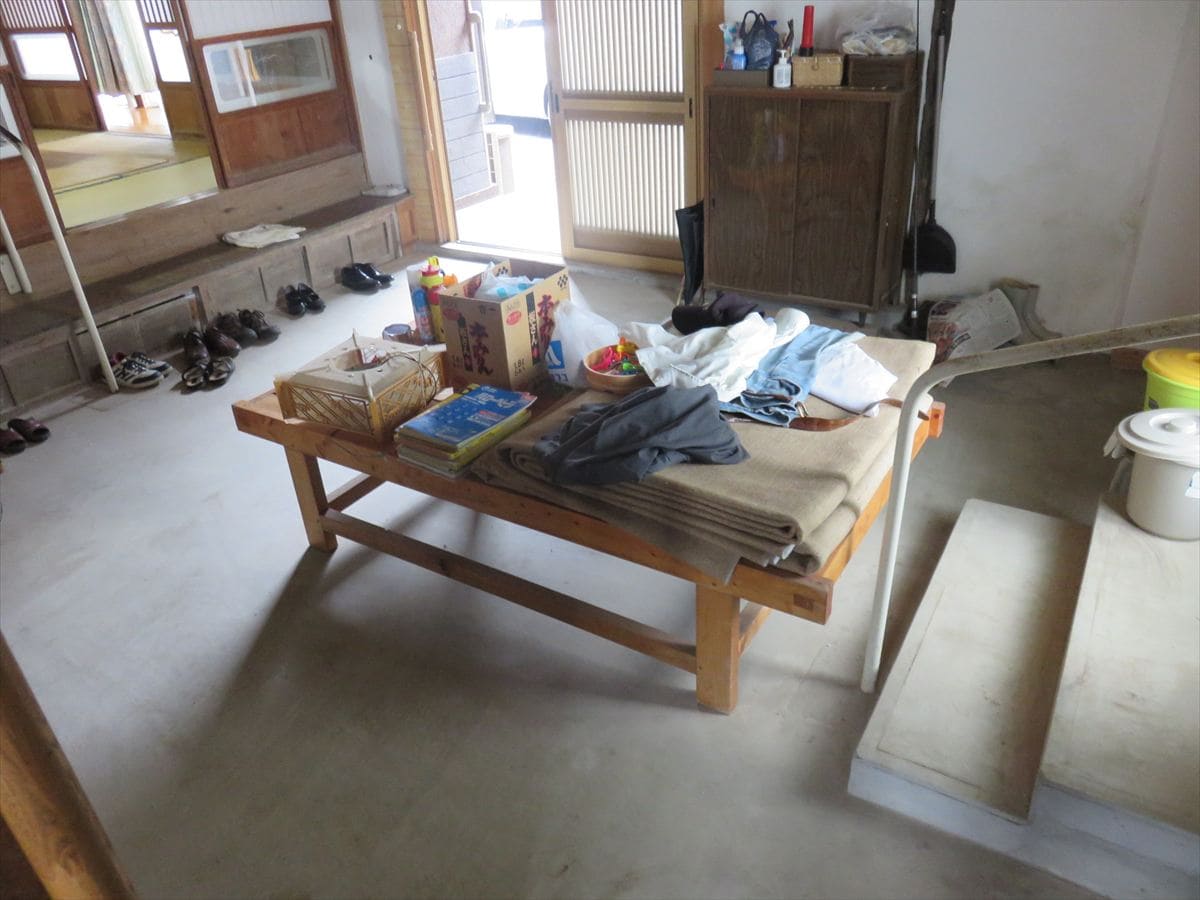 大分県豊後高田市の物件の土間。広さ十分で、さまざまな使い道がありそう。