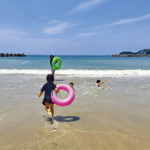 片男波海水浴場