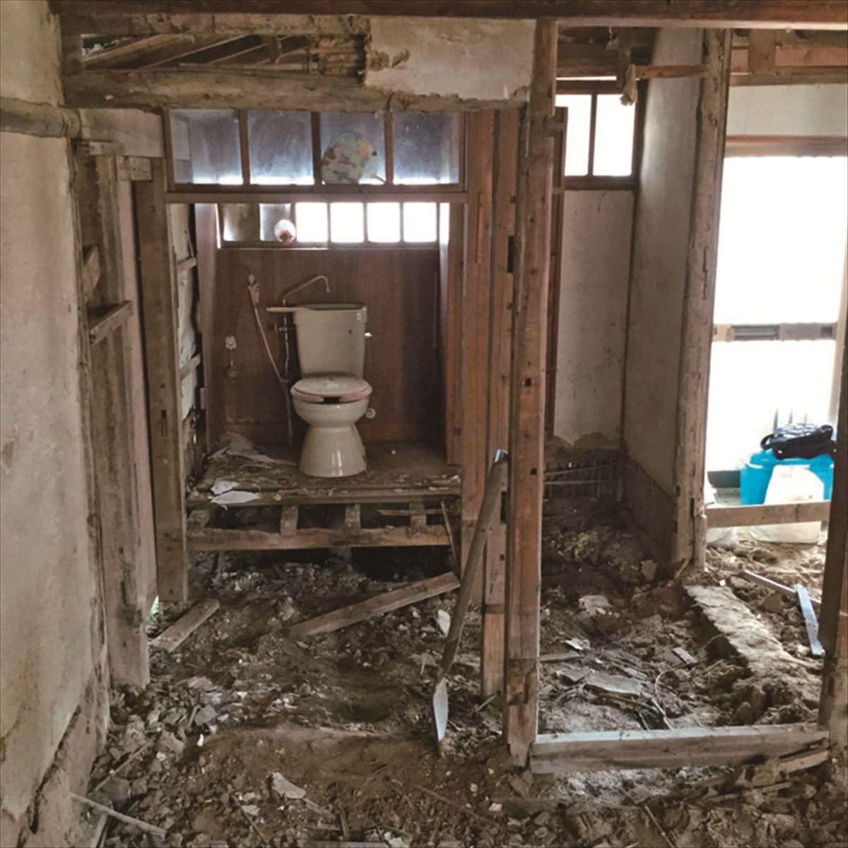 改修前のトイレの状態