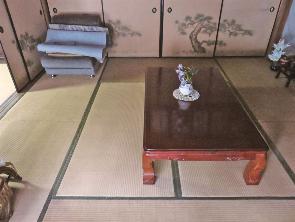 大分県豊後高田市の物件の和室。畳は張り替え済み。