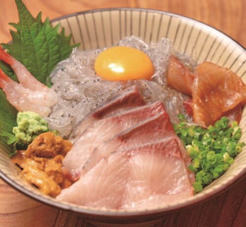 道の駅 たのうらら（大分県大分市）の海鮮丼