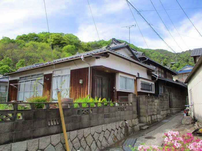 岡山県備前市の物件の外観。つくり酒屋の木材を使用しています