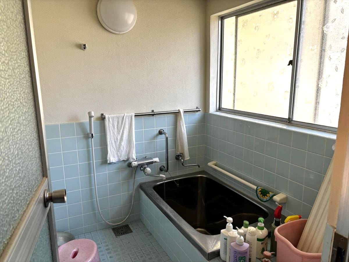 兵庫県佐用町の物件の浴室。