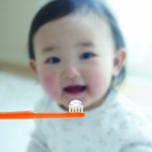 オーラルピース 赤ちゃん子供歯磨きジェルは赤ちゃんや子供のデリケートな口腔環境と健やかな成長を守ります。
