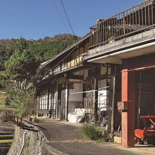 100万円の2階建て。菜園、離れ、倉庫付き【兵庫県佐用町】近隣都市へのアクセス良好な田舎｜若者、子育て世帯への支援が充実
