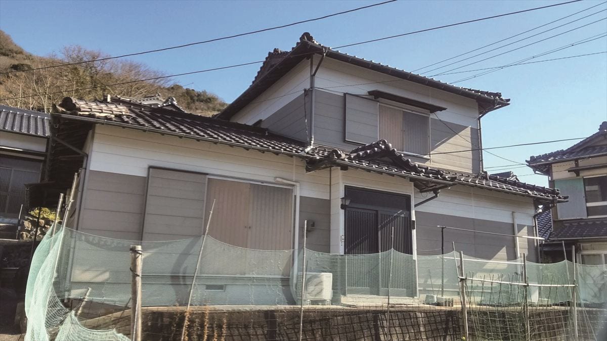 岡山県備前市の物件の外観。大規模補修なしで住める。