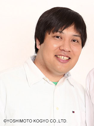 鳥取県で、よしもと住みます芸人として活躍中の向井登志彦さん。