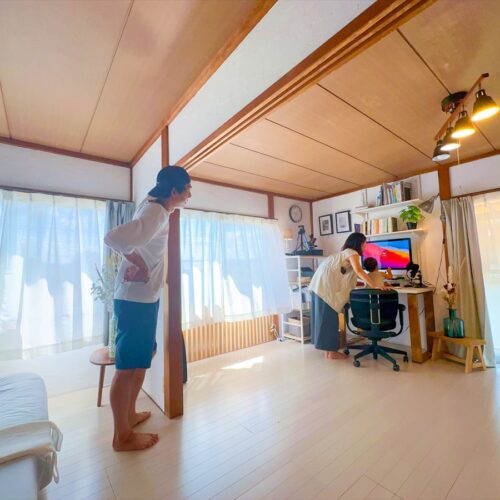 改修後の2階。洋室にして作業部屋と寝室に。after