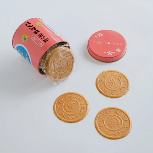 三重県のご当地お菓子「湯の花せんべい」。