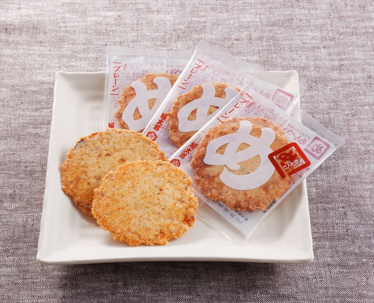 福岡県のご当地お菓子「めんべい」。