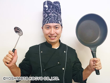 島根県で活動中のよしもと住みます芸人、奥村隼也さん。
