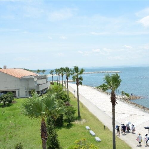 山口県山陽小野田市の「きららビーチ焼野」。