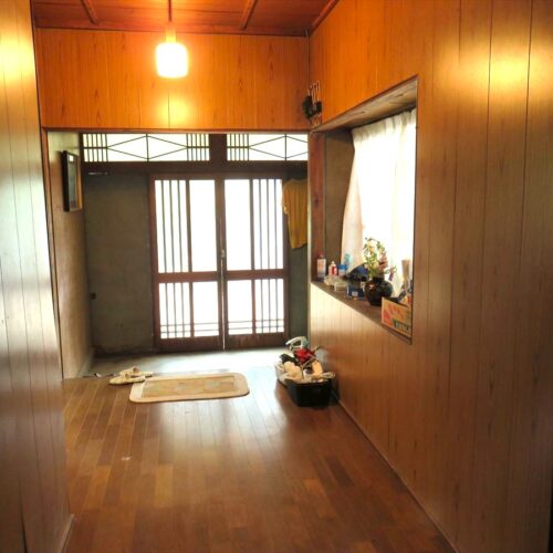 大分県豊後高田市の物件の玄関。