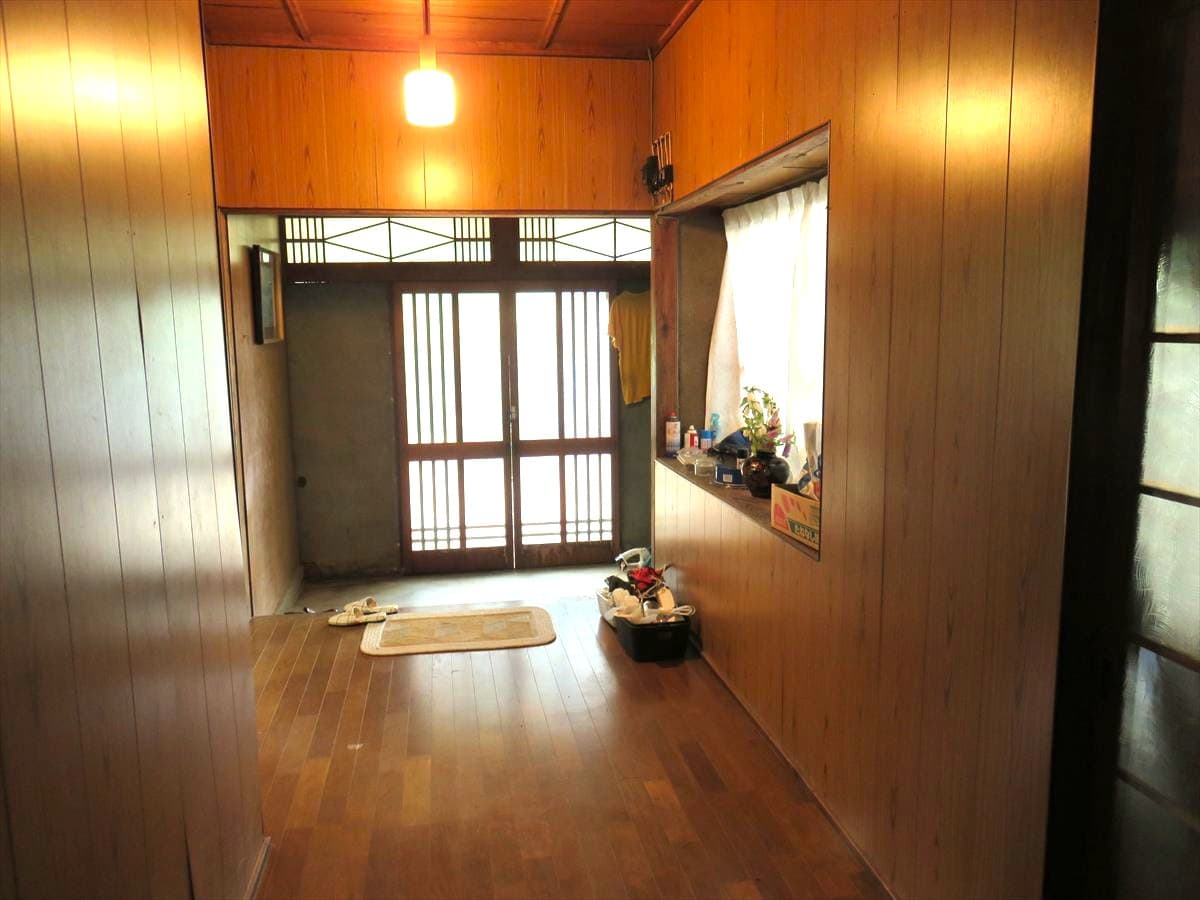 大分県豊後高田市の物件の玄関。