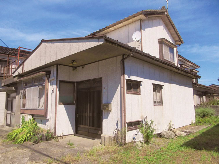 新潟県糸魚川市の物件の外観