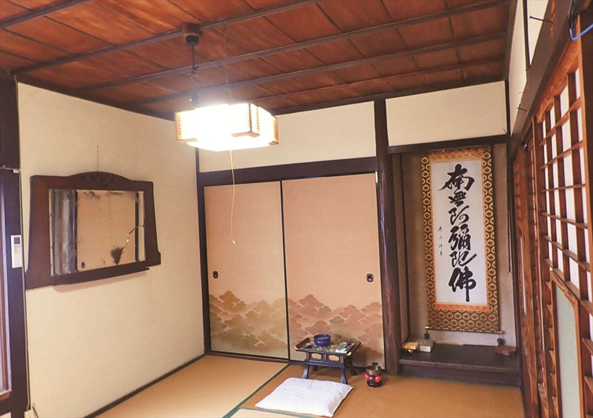 山口県山陽小野田市の物件の和室。建具や天井にも昔ながらの風情がある。