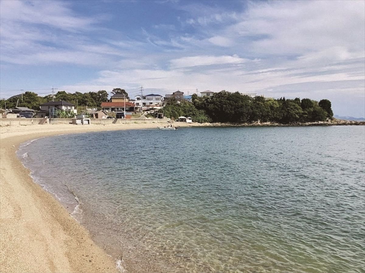 岡山県備前市の外輪海水浴場。