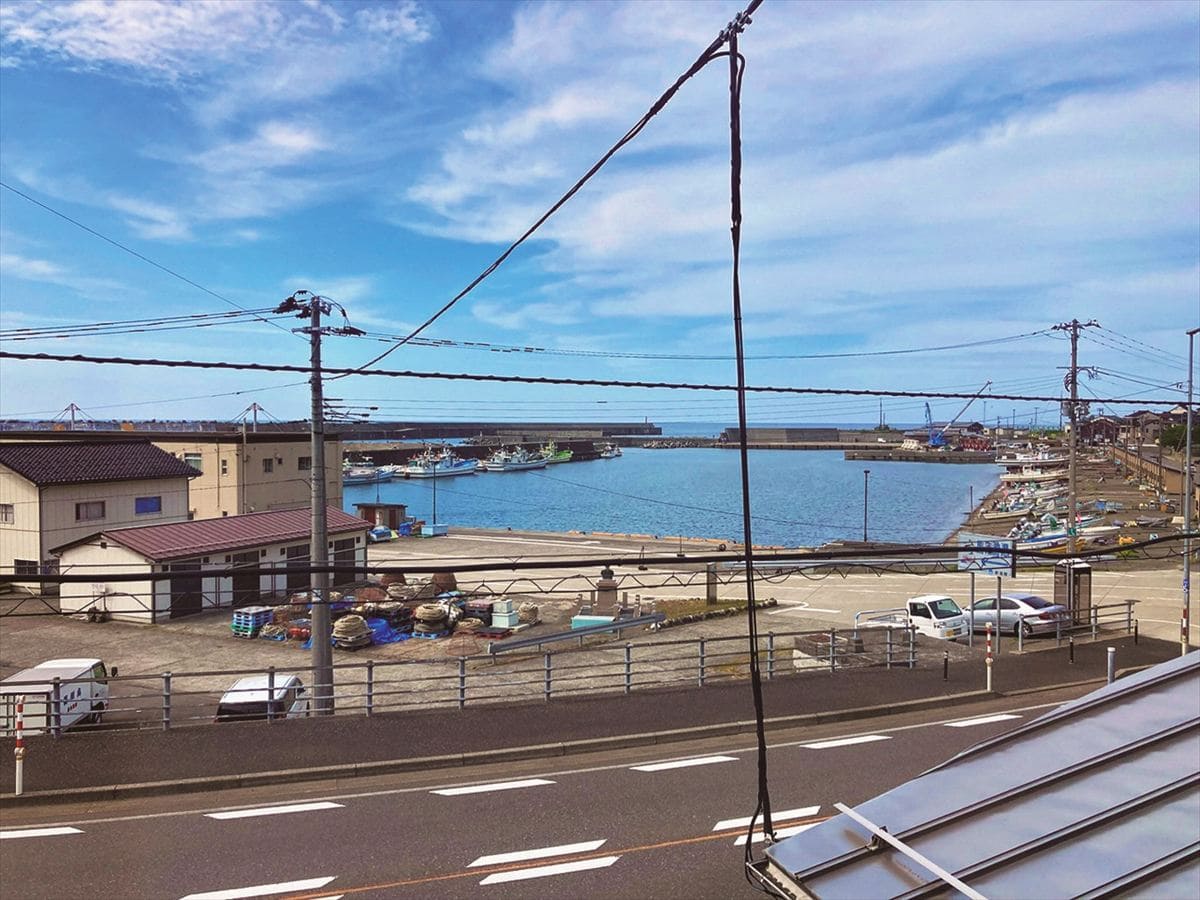 新潟県糸魚川市の物件の2階からの景色_