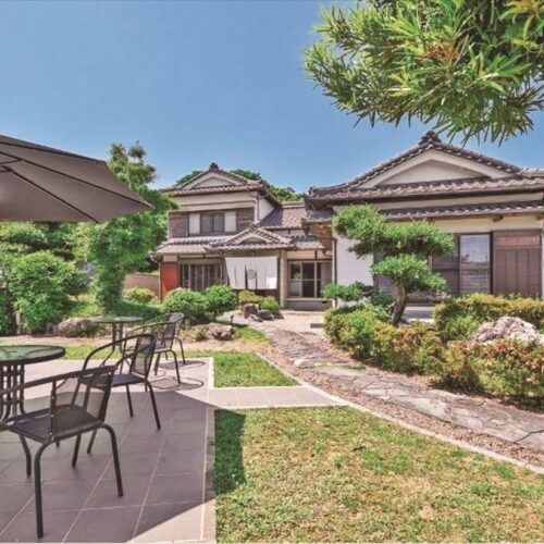 高知県室戸市のゲストハウス「スカイアンド シー・ムロコ」