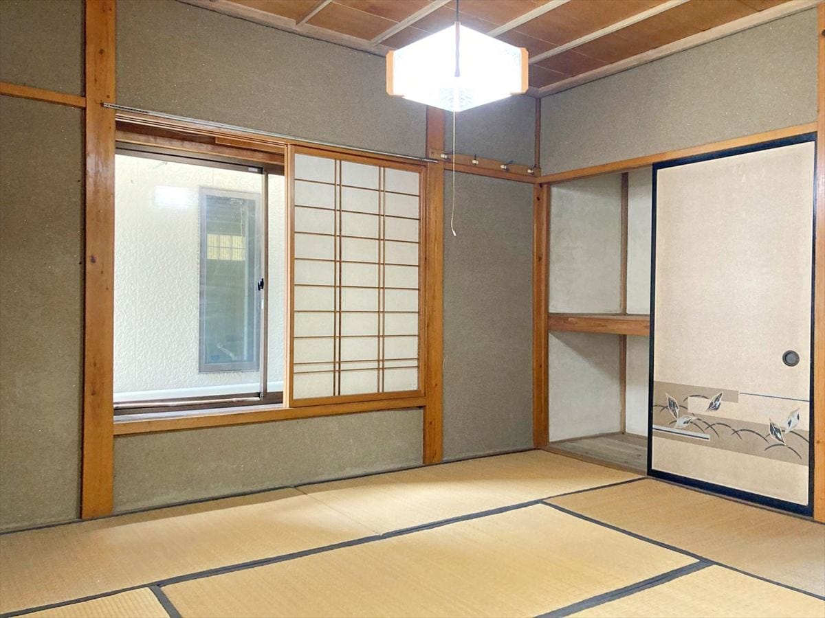 新潟県糸魚川市の物件の2階和室
