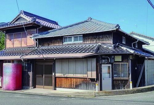 波の音が聞こえる海辺の古民家！ 10DK、補修不要で270万円！ 【山口県柳井市】海と山の自然に恵まれた子育てしやすい田舎|歴史ある白壁の町並みも魅力