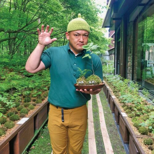 【東北エリアで特産品を生み出す】自然の美しさや多様性を伝える、こけが題材の「小さな奥入瀬」|青森県十和田市