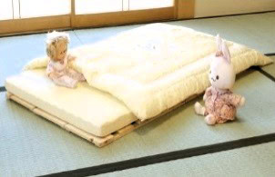 栃木県鹿沼市/ベビー用すのこベッド