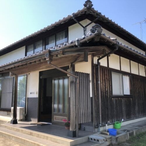 釜戸のある古民家。広大な菜園や倉庫付きで、農的暮らしが楽しめる【大分県豊後高田市】温泉や自然に恵まれた移住支援が手厚いまち