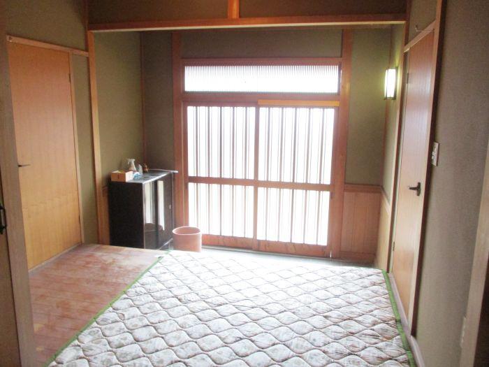 岡山県備前市の古民家物件の玄関。