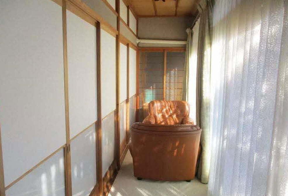 岡山県備前市の古民家物件の縁側。