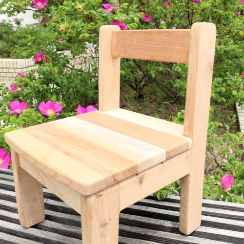 岩手県野田村/岩手県立久慈翔北高校の生徒製作の木製椅子