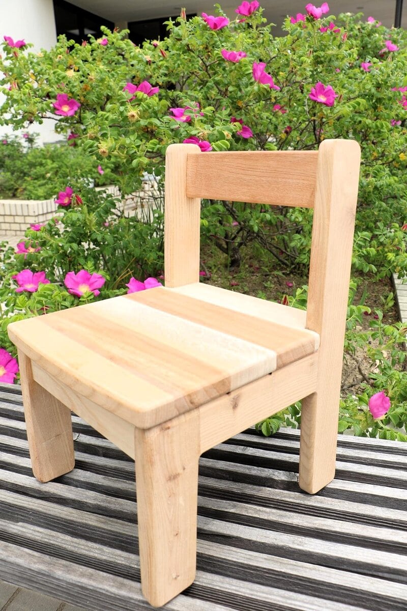 岩手県野田村/岩手県立久慈翔北高校の生徒製作の木製椅子